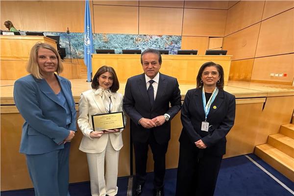 وزارة الصحة تهنئ هبة السويدي بتكريمها في جمعية الصحة العالمية