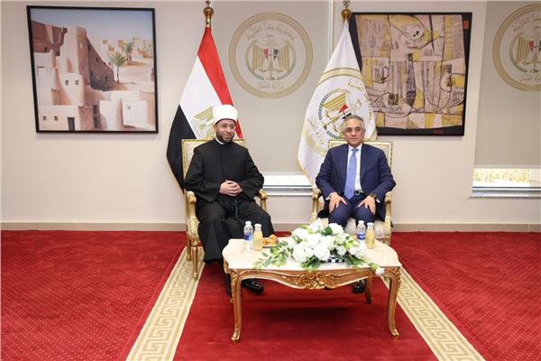 وزارة العدل تنظم ندوة تثقيفية لأعضاء الهيئات القضائية بالتعاون مع الأوقاف
