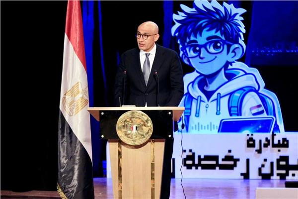وزير التعليم يشارك في إطلاق «مليون رخصة رقمية» و«مرصد سوق العمل الدولي»