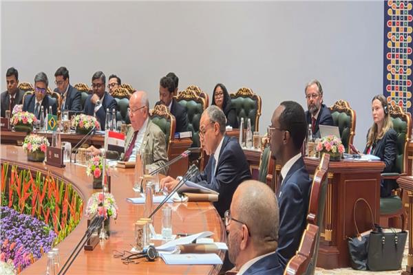 وزير الخارجية يشارك في اجتماع وزراء خارجية مجموعة البريكس