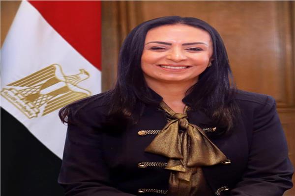 وزيرة التضامن تتفقد صحة حجاج الجمعيات الأهلية