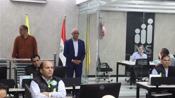 محافظ شمال سيناء يتابع استعدادات التعامل مع الأزمات والطوارئ لضمان سرعة الاستجابة