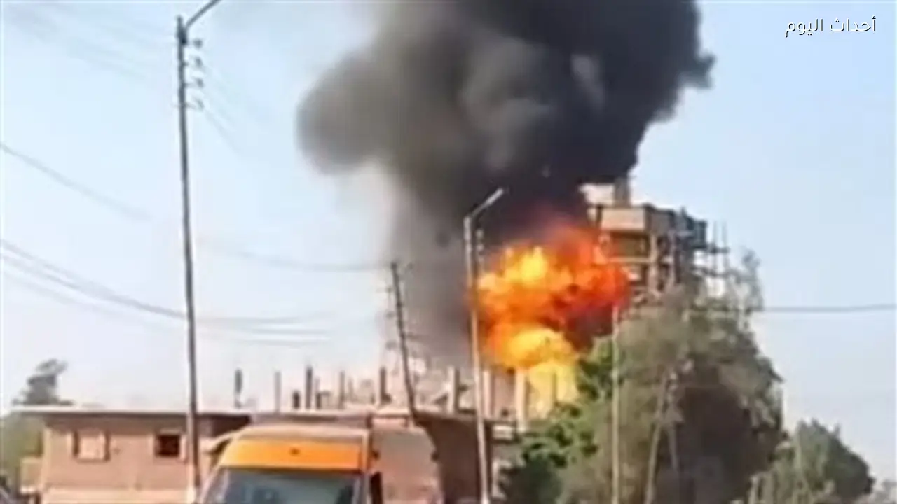 السيطرة على حريق في سيارة وقود بمحيط بنزينة أعلى طريق أبو حماد بالشرقية