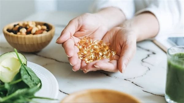 دراسة: مكملات زيت السمك قد لا تُحسن صحة الدماغ