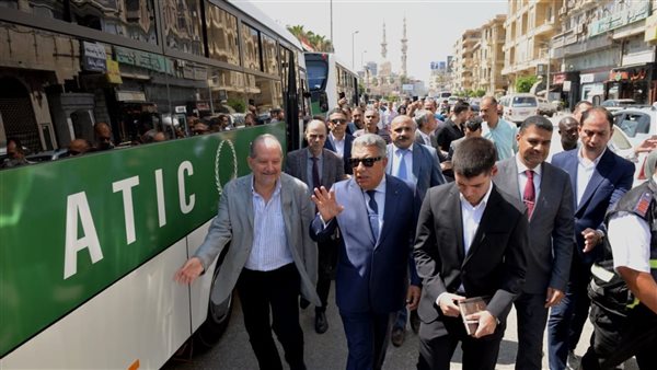 محافظ الدقهلية يطلق 10 أتوبيسات جديدة في المنصورة