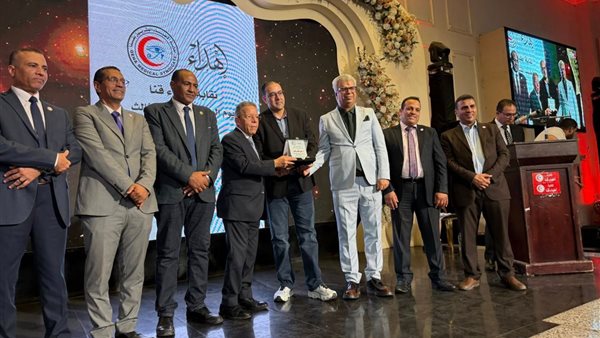 نقيب الأطباء يشارك في احتفالية يوم الطبيب القنائي