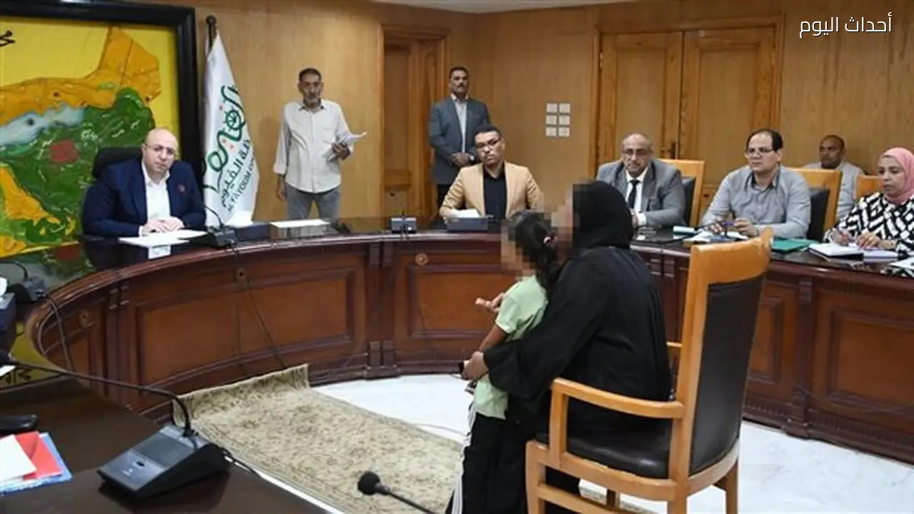 محافظ الفيوم يعلن عن فرص عمل وعلاج على نفقة الدولة خلال لقاء خدمة المواطنين