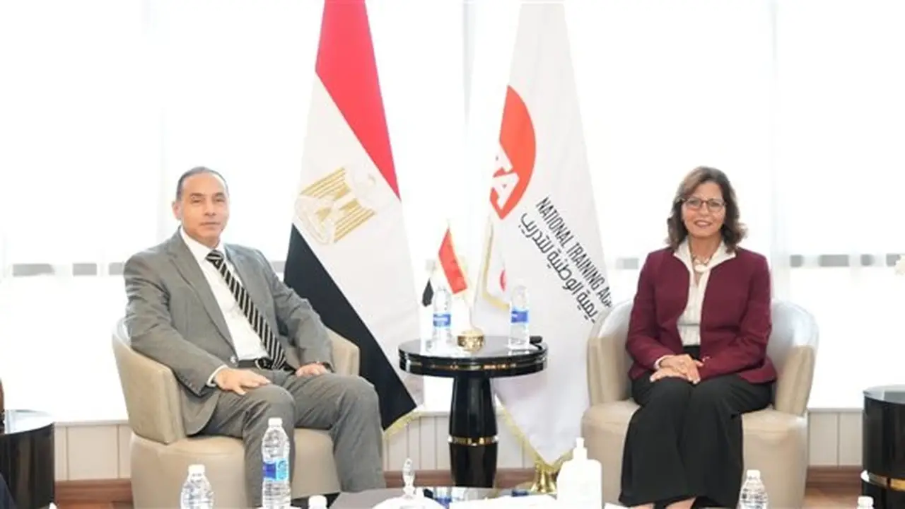 رئيس الرقابة المالية يتباحث مع مديرة الأكاديمية الوطنية للتدريب حول سبل التعاون في التوعية وبناء القدرات