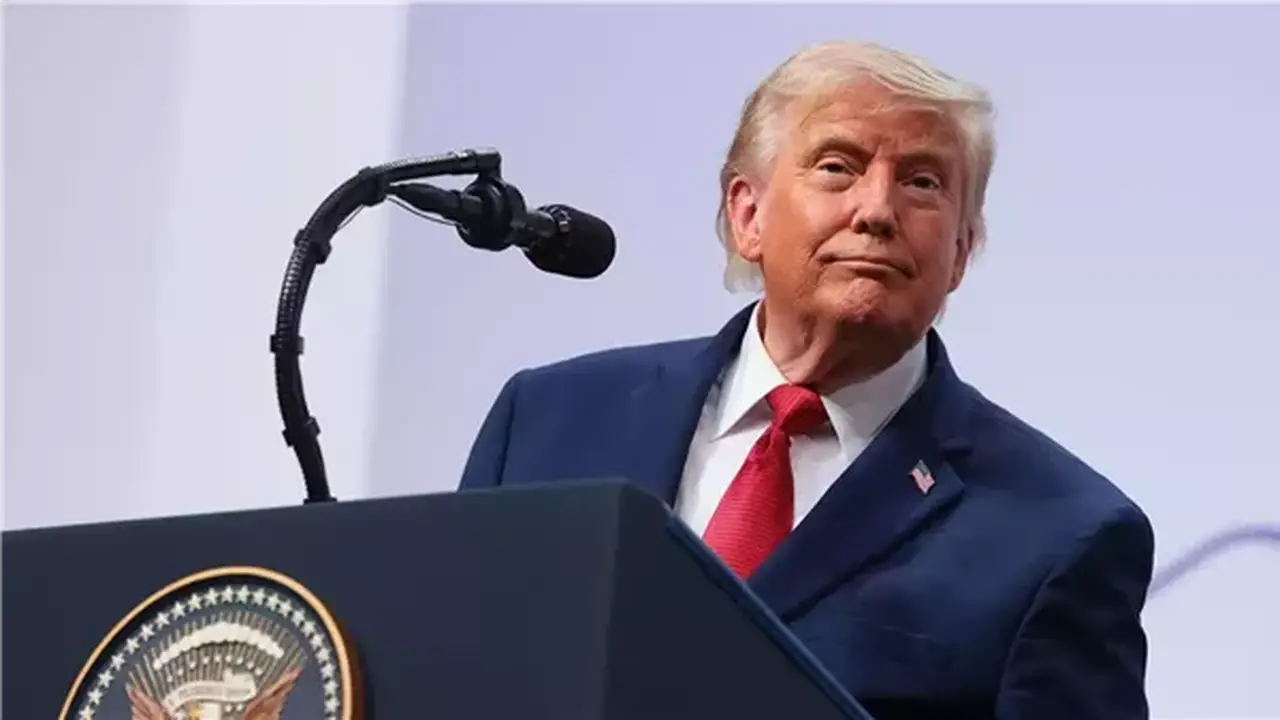مسؤولون أمريكيون: إيران اعترفت بخطأ استهداف السفن وترامب يوجه فريقه لمواصلة المفاوضات