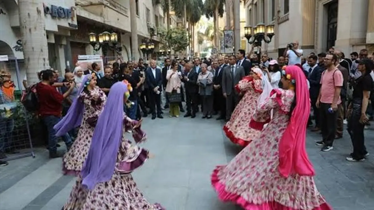 أكاديمية الفنون تستمر في تقديم الأسبوع الثامن من برنامج “شارع الفن”