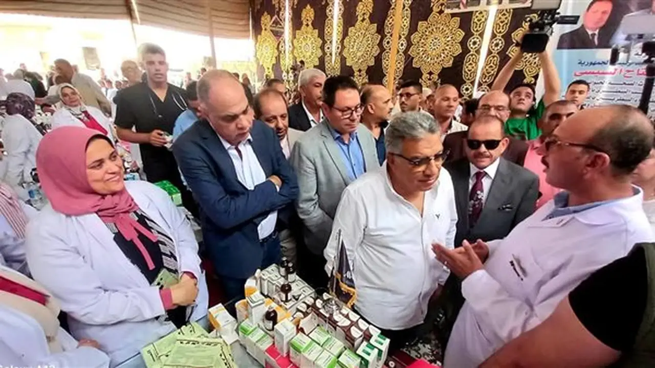 محافظ الدقهلية يتفقد القافلة الطبية البيطرية لدعم الثروة الحيوانية وصغار المربين