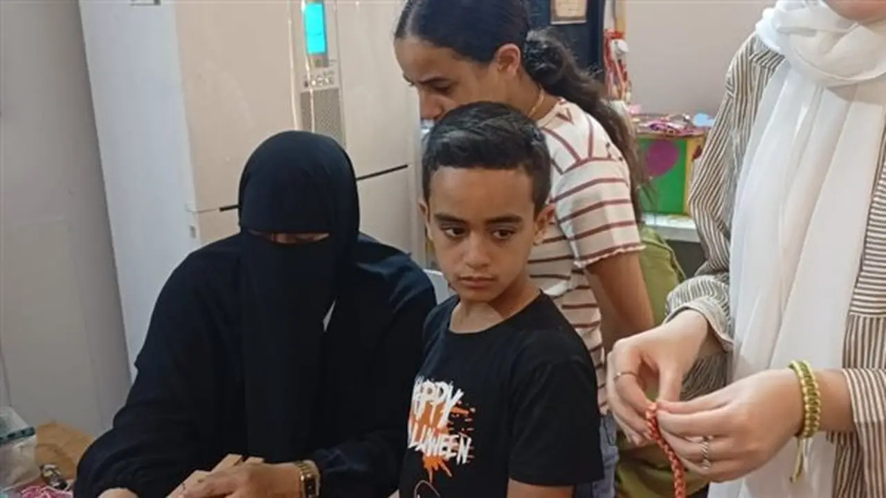جناح الأزهر في معرض الكتاب بالإسكندرية: منارة تفاعلية للأشغال اليدوية والتطريز