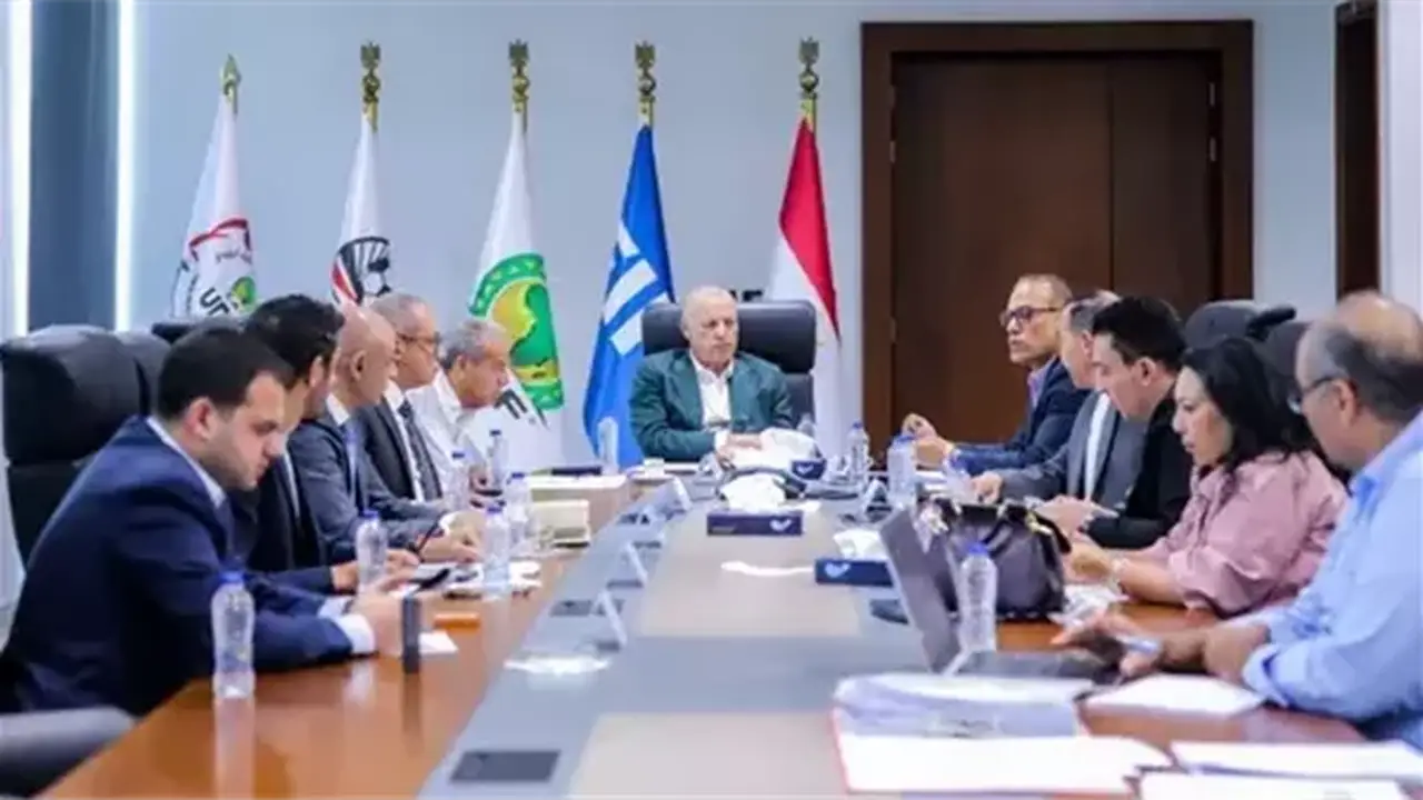 مجلس إدارة اتحاد الكرة يحدد مصير المدير الفني للمنتخب الأولمبي في اجتماعه المقبل