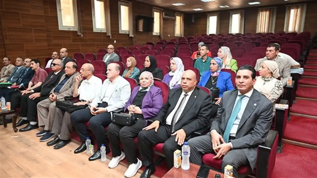 جامعة الفيوم توافق على تسجيل 65 رسالة ماجستير ودكتوراه