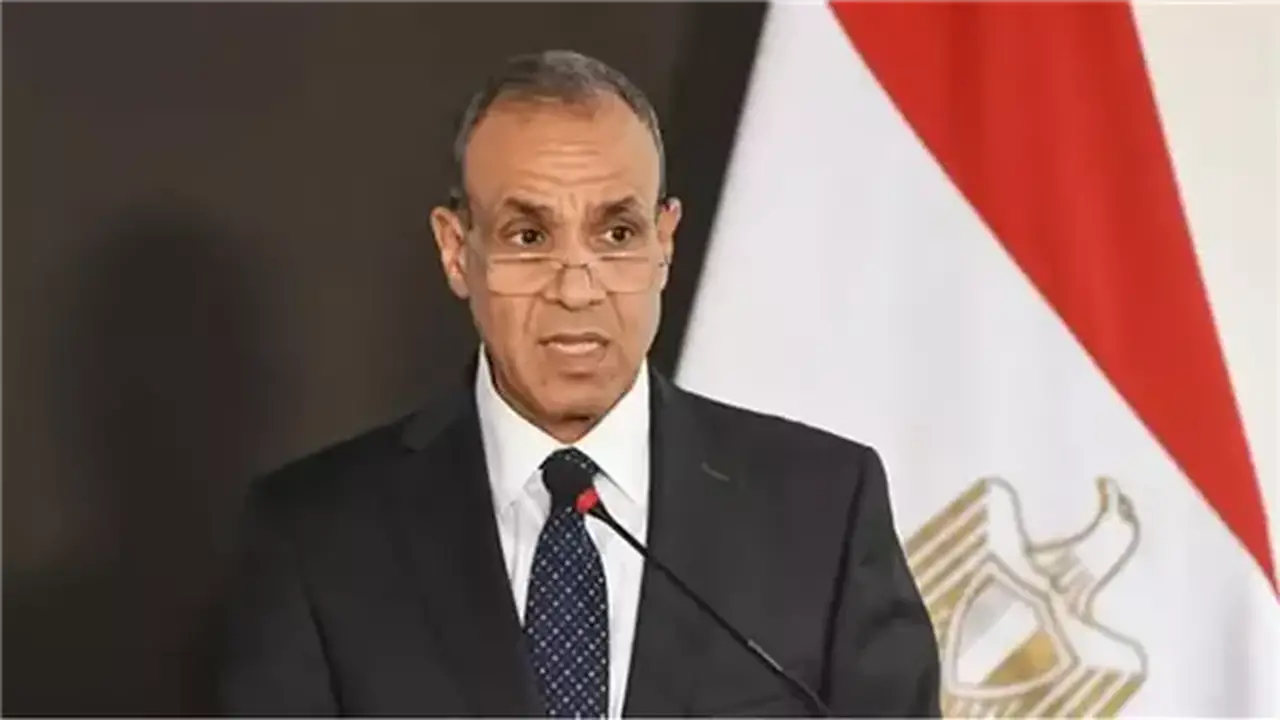 وزير الخارجية يطالب بالإفراج العاجل عن البحارة المصريين المختطفين ويؤكد: سلامتهم أولوية قصوى