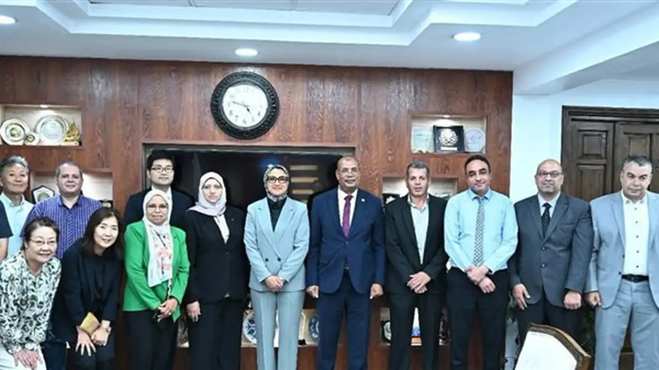 محافظ الوادي الجديد تناقش مشروع إدارة موارد المياه بالتعاون مع اليابان