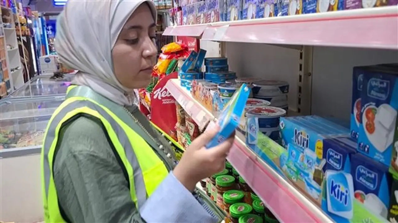 ضبط 110 كيلوغرامات من الأغذية الفاسدة وإعدام 43 كيلوغرامًا في حملة للهيئة القومية لسلامة الغذاء بالإسماعيلية