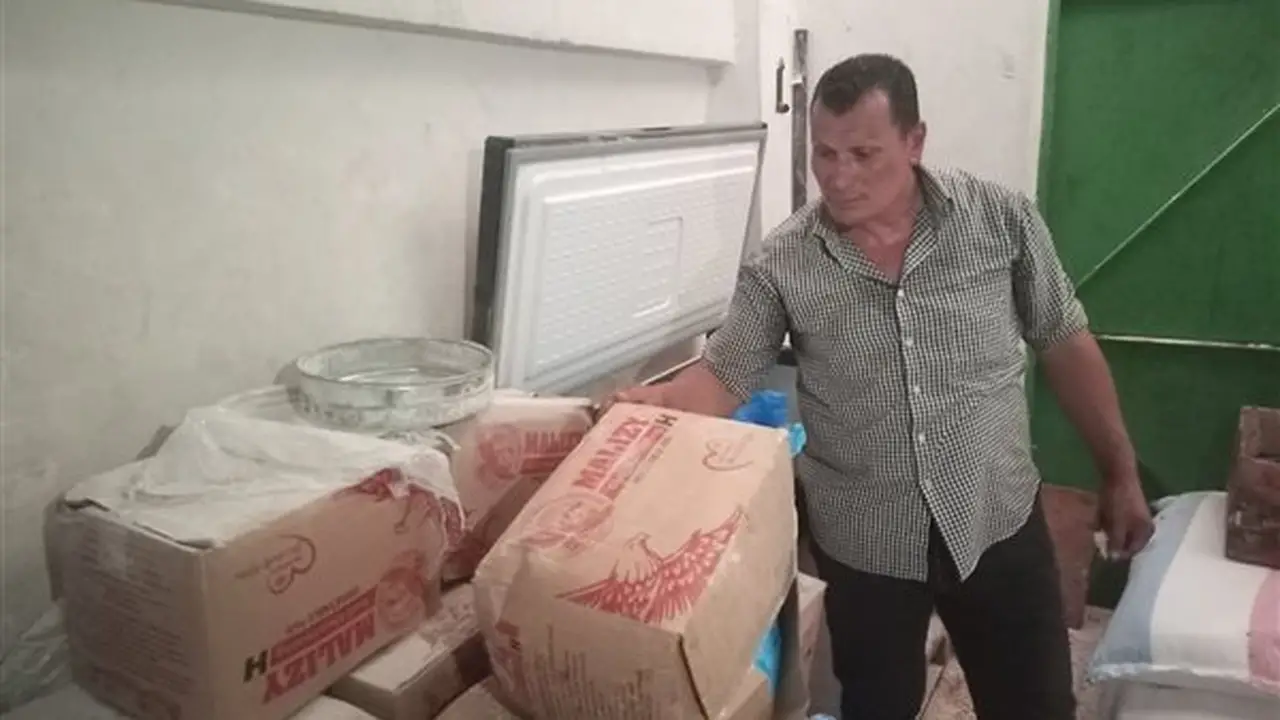 ضبط مصنع بسكويت غير مرخص والتحفظ على 625 كيلو جرام من السمن النباتي بكفر الشيخ