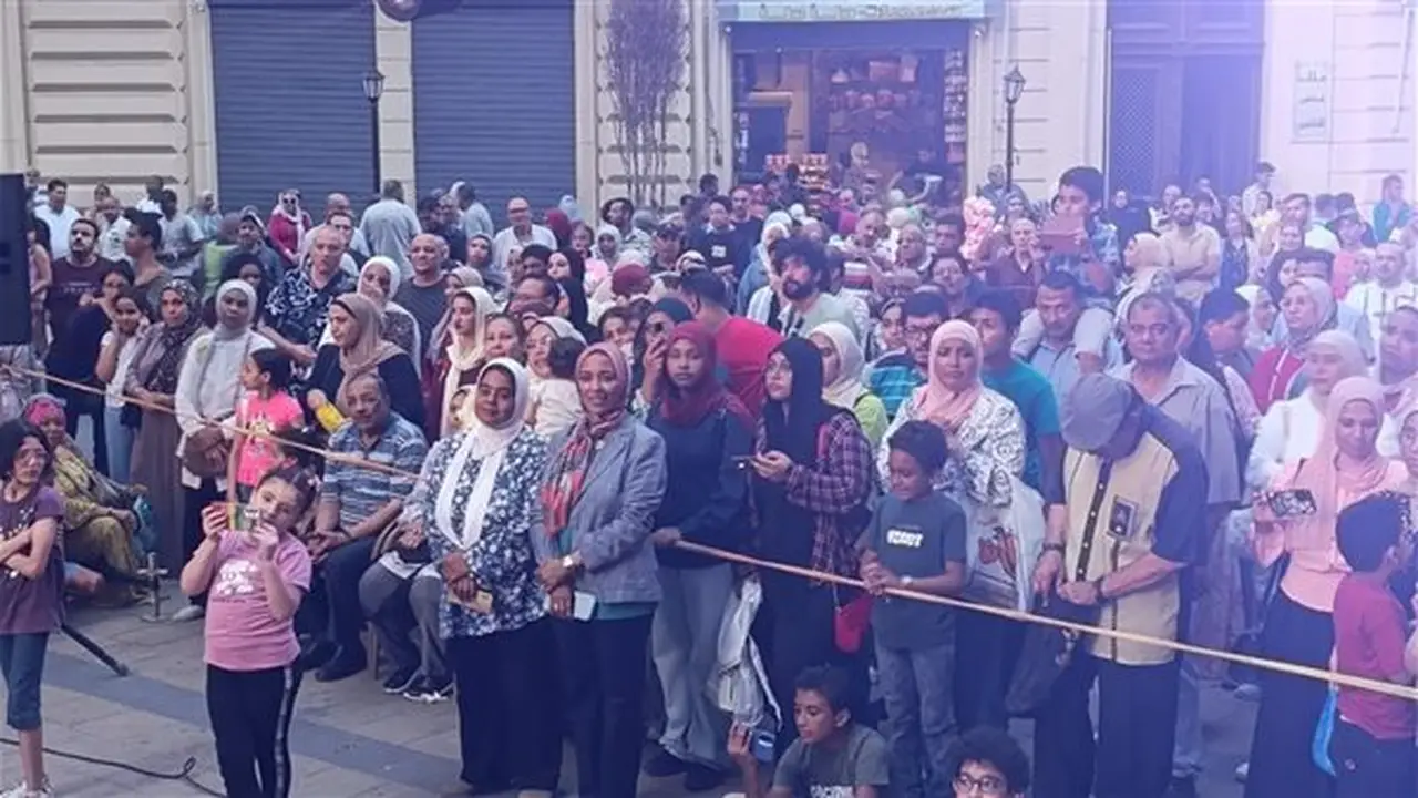 مبادرة “شارع الفن” تُضيء الإسكندرية بعروض ثقافية احتفالًا بالعيد القومي الـ 74