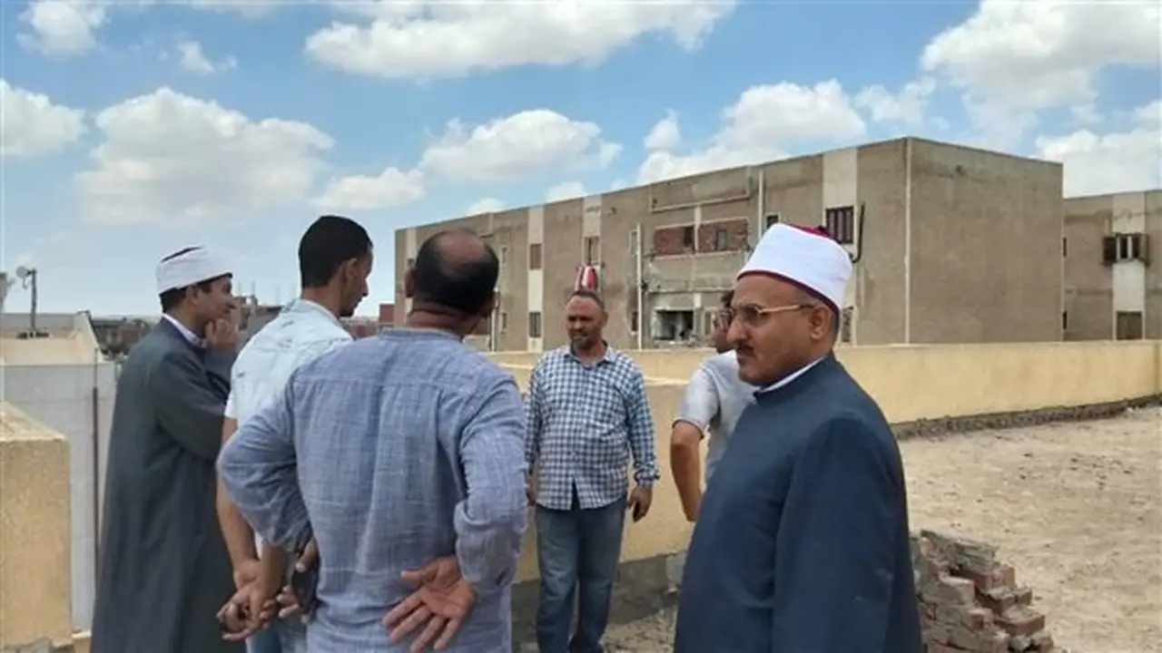 جولة تفقدية لرئيس منطقة الإسماعيلية الأزهرية في معهدَي “الشهيد ناصف” و”المنشية” استعدادًا للعام الدراسي الجديد