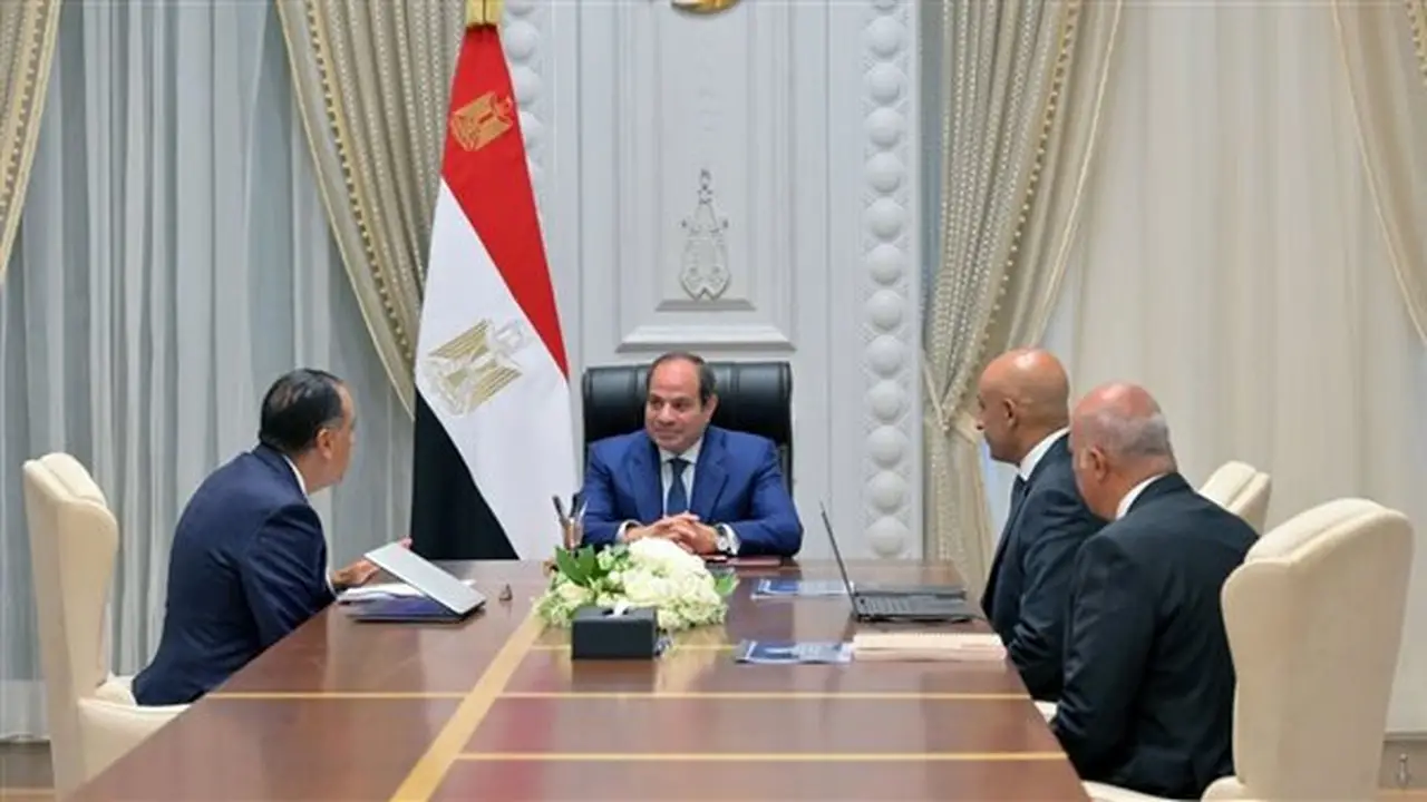 السيسي يقود جهود تطوير المنظومة التعليمية: تحديث المناهج وتعزيز التحول الرقمي وتوسيع المدارس لمواكبة احتياجات سوق العمل