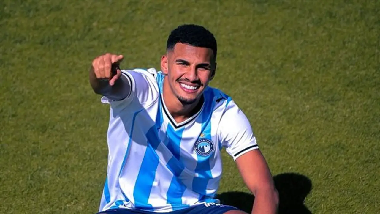 بيراميدز يعلن عن ضم إياد العسقلاني كأولى صفقاته الصيفية (صور)