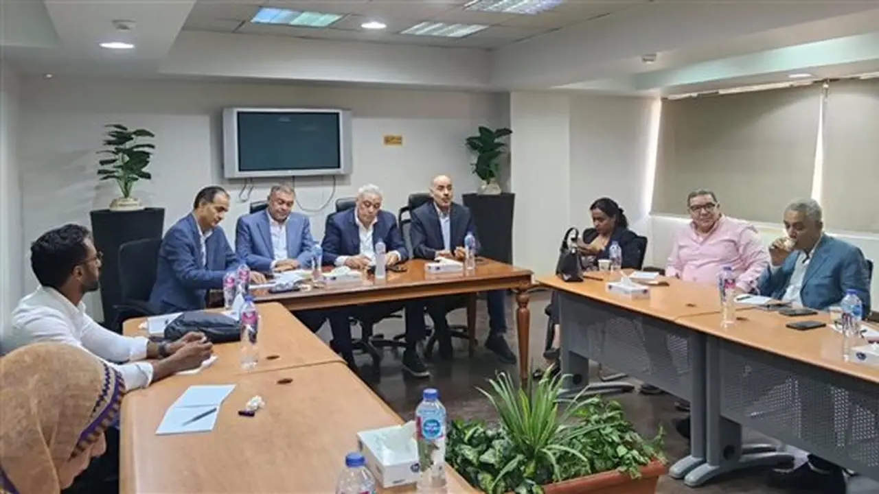 غرفة شركات السياحة تعلن عن انطلاق أولى رحلات العمرة للموسم الجديد 1448 هجريًا