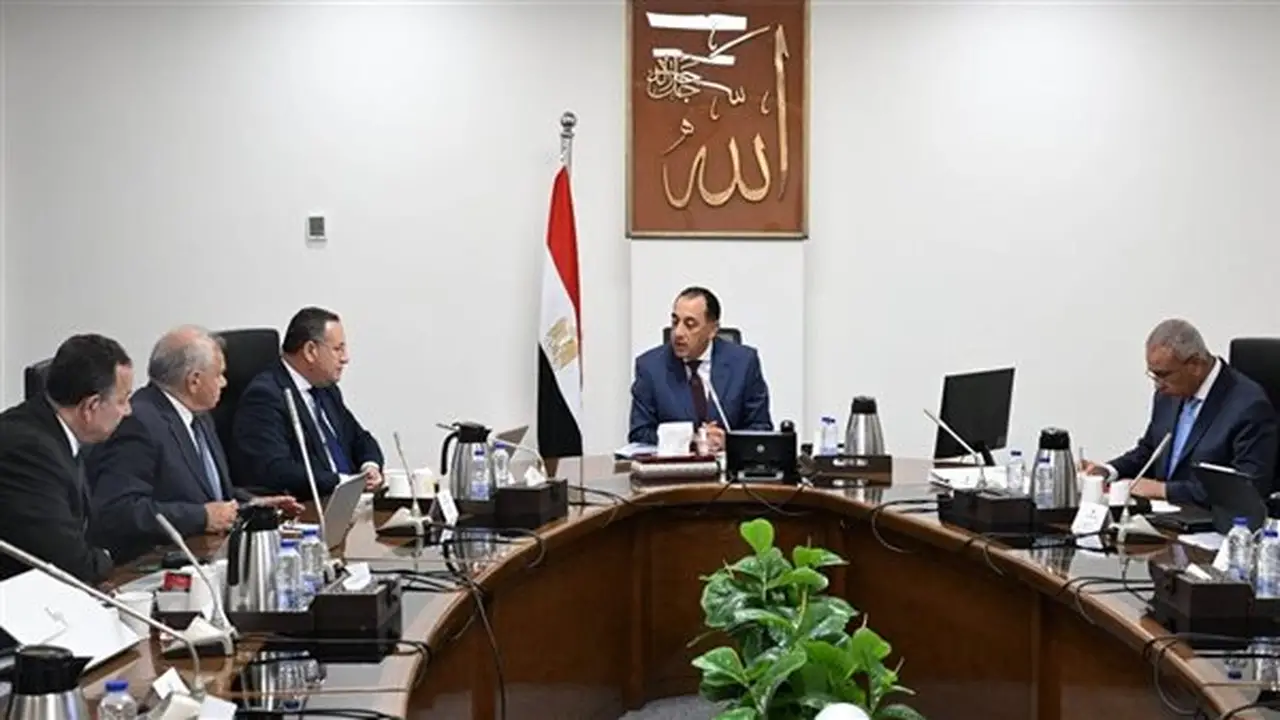 مدبولي: نهاية عصر الشهادات.. وضرورة تأهيل الخريجين لسوق العمل