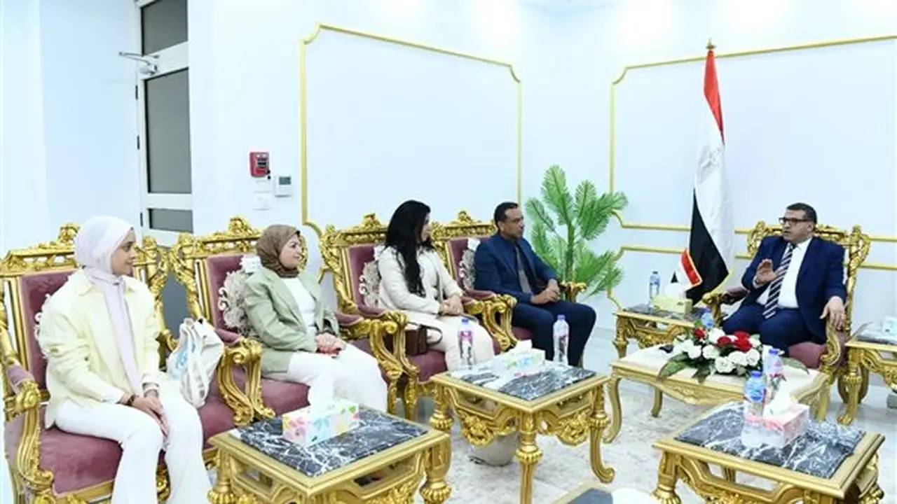 محافظ قنا يلتقي وفد الأمم المتحدة لبحث سبل التعاون المشترك (صور)