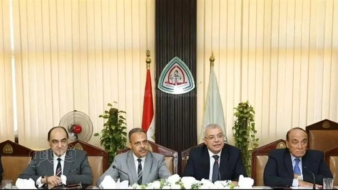 مجلس جامعة الزقازيق يعتمد قرارات جديدة لدعم ذوي الإعاقة وتوفير وسائل النقل للطلاب
