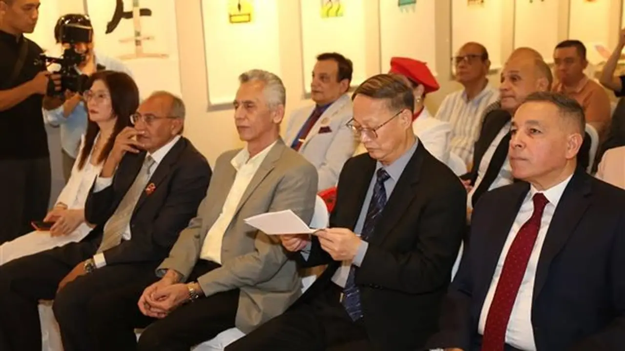 افتتاح معرض “حرف واحد يجعلك تقع في حب الصين” برعاية دار الأوبرا المصرية
