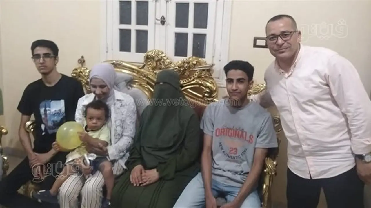 أم رابع الجمهورية بالثانوية العامة ببني سويف: قصة كفاح ملهمة مع 4 أبناء بينهم 3 أطباء (فيديو)