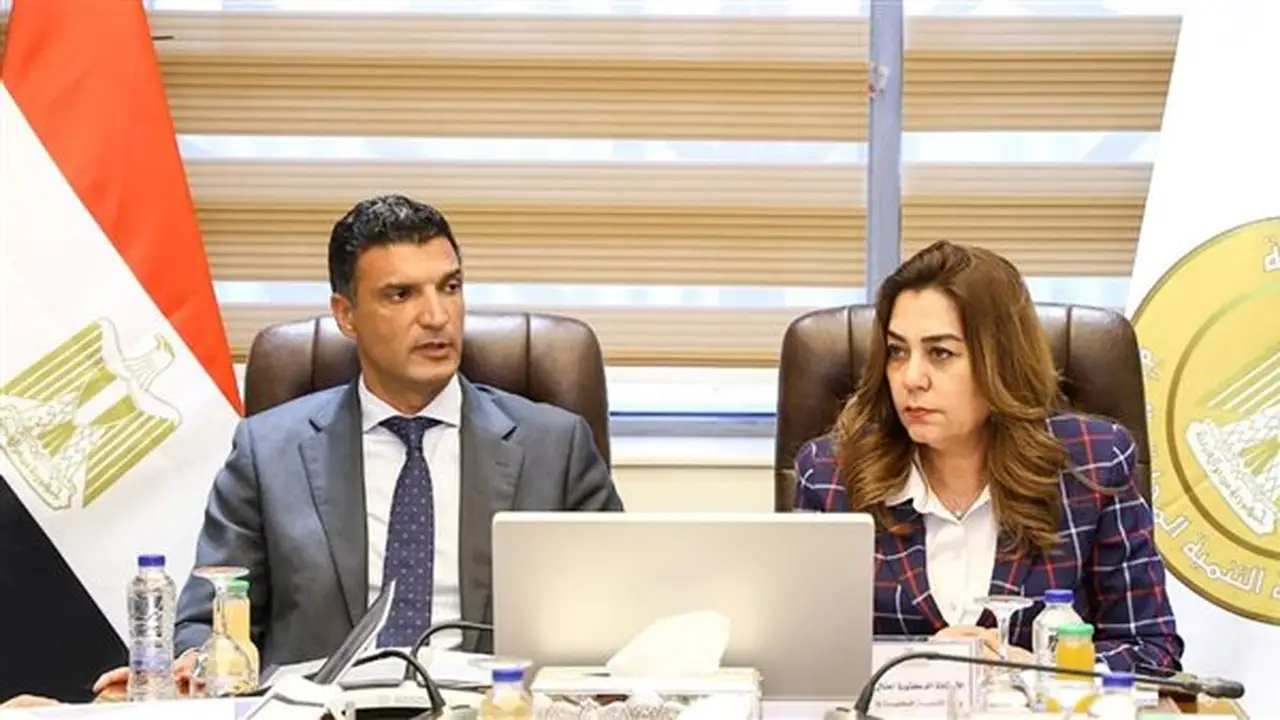 وزير الصناعة: اهتمام الدولة بتنمية محافظات الصعيد يتصدر أولويات العمل الوطني