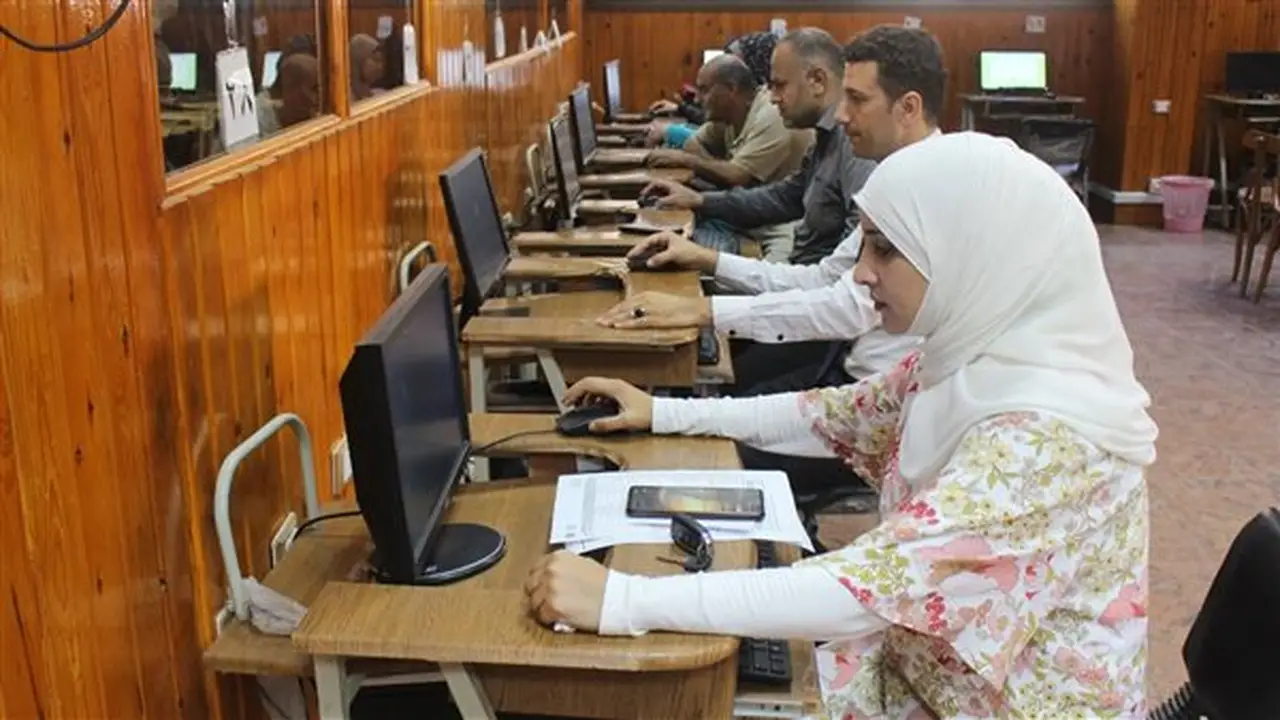 نائبة برلمانية تطالب بتحديث نظام القبول الجامعي ليتناسب مع مهارات الطلاب واحتياجات سوق العمل