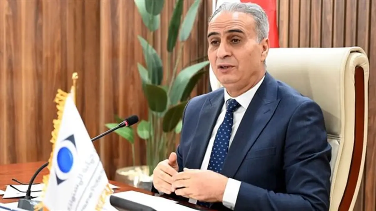 ضبط ورشة غير مرخصة في الجيزة لإعادة تعبئة شاي مجهول المصدر والتحفظ على طنين قبل طرحهما في الأسواق