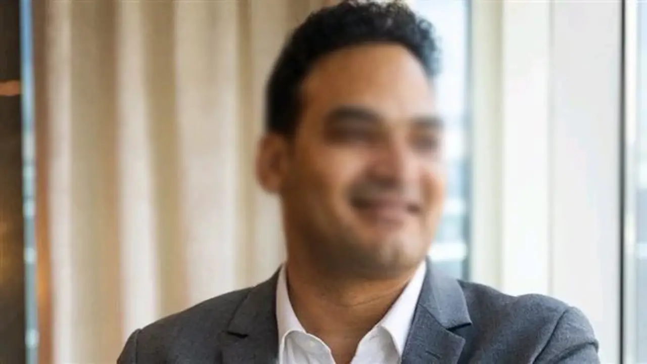 تأييد حبس رجل الأعمال أمير الهلالي لمدة 3 سنوات بتهم نصب