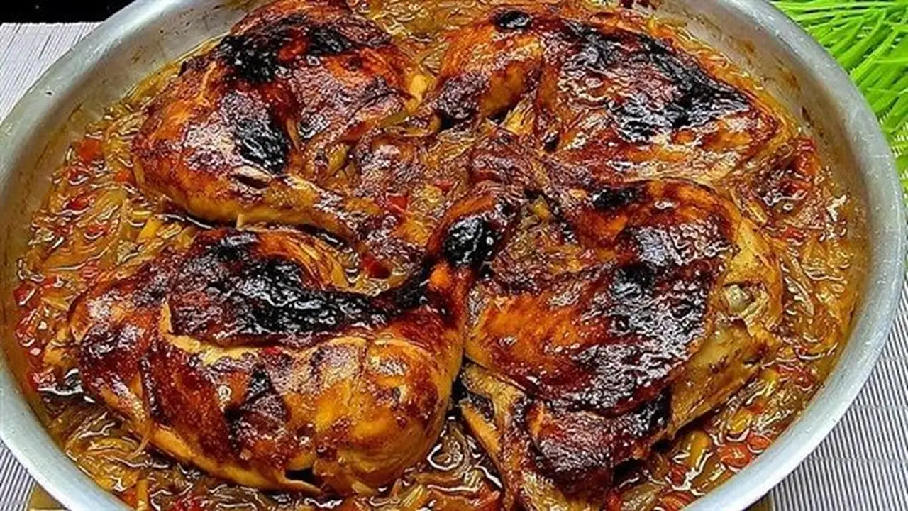 طريقة تحضير صينية الفراخ بالبصل في الفرن