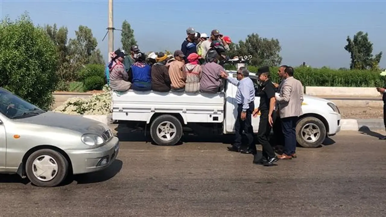 محافظ الدقهلية يأمر بتوفير سيارات ميكروباص لنقل العمال والفلاحين على طريق رافد جمصة
