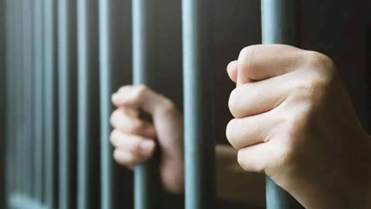 تأجيل محاكمة عاطل بتهمة مقاومة السلطات في السيدة زينب إلى أغسطس المقبل