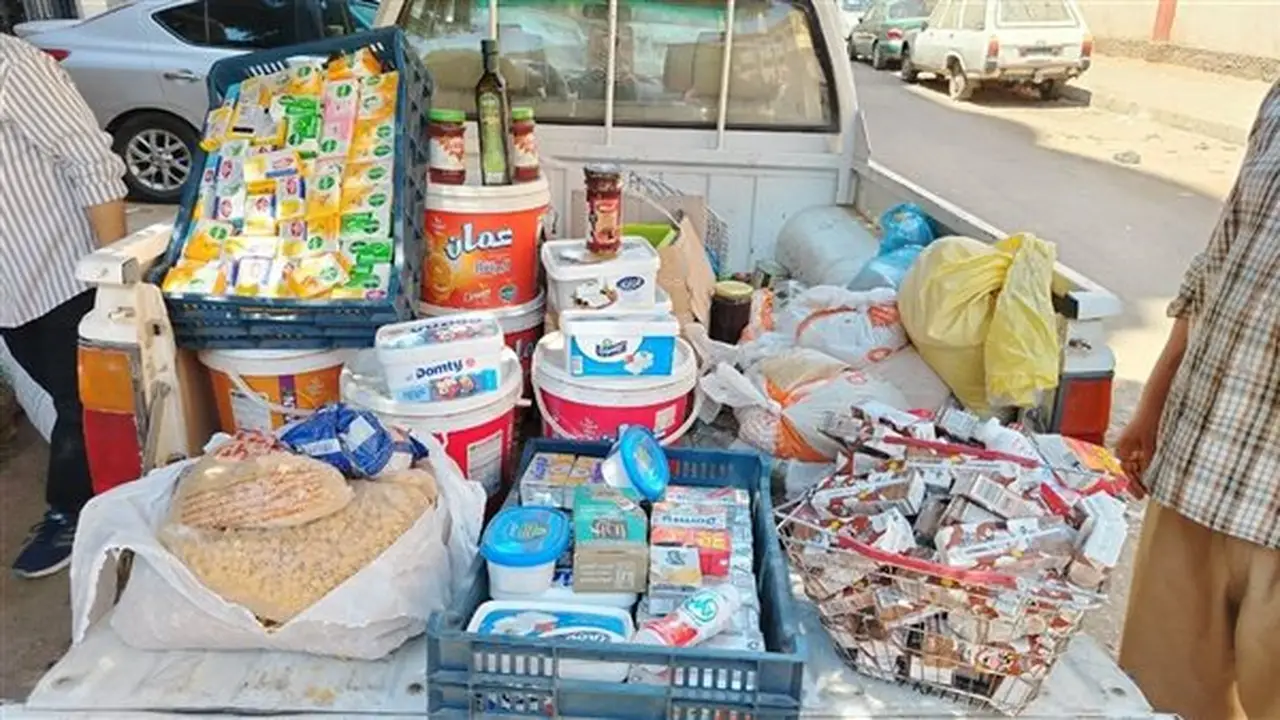 ضبط مخصبات وسلع غذائية فاسدة في حملة تموينية بالفيوم