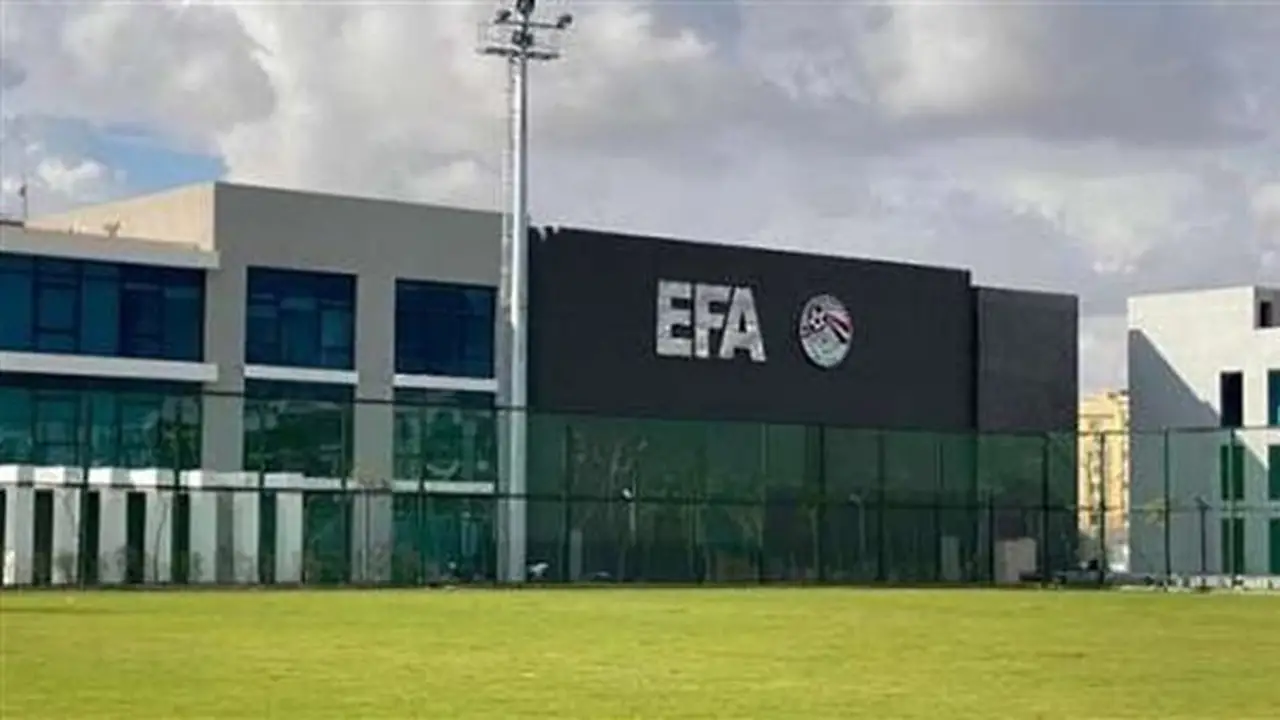 اتحاد الكرة يمنع إقامة مباريات كأس مصر وكأس الرابطة خلال التوقفات الدولية