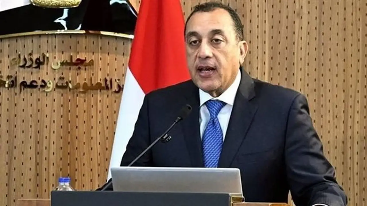 مدبولي: تعاملنا باحترافية مع حادث سفينة التغويز والأجهزة الأمنية تحلل بقايا الطائرة المُسيّرة لتحديد مصدرها