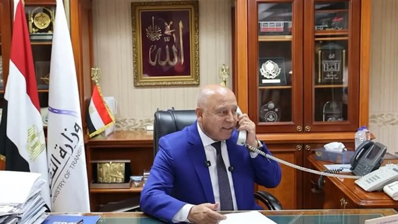 كامل الوزير: اصطدام المسيّرة بأحد المواسير منع انفجار كارثي في ميناء دمياط