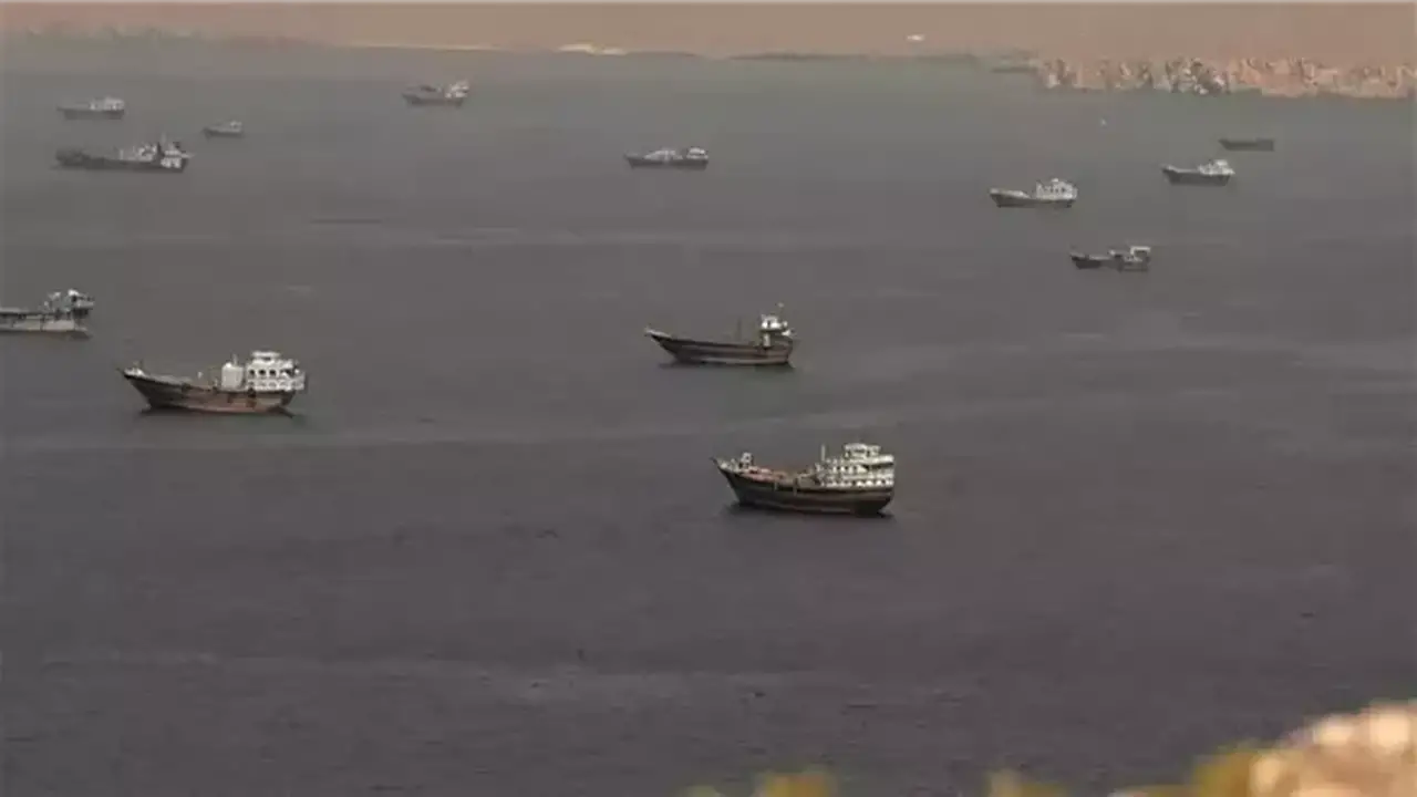 الحرس الثوري الإيراني يؤكد استمرارية السيطرة على مضيق هرمز