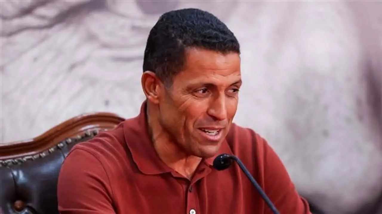 محاضرات الفيديو تساهم في إعداد لاعبي الأهلي للموسم الجديد