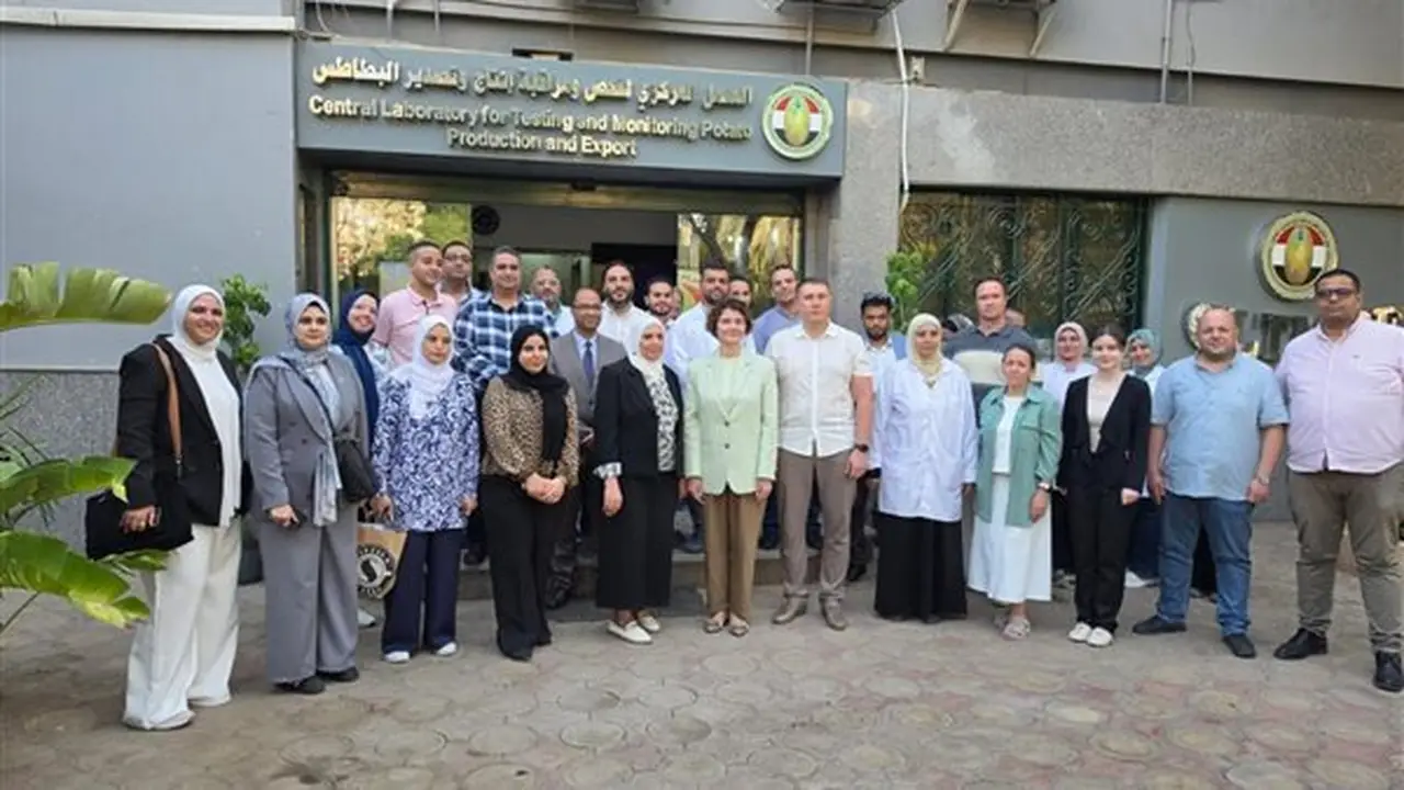 وفد روسي يراجع منظومة الصحة النباتية في مصر ويشيد بكفاءة معامل الزراعة وإجراءات التصدير