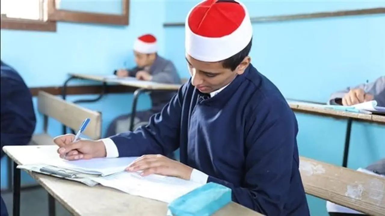 انطلاق امتحانات الدور الثاني للشهادتين الابتدائية والإعدادية الأزهرية غدًا
