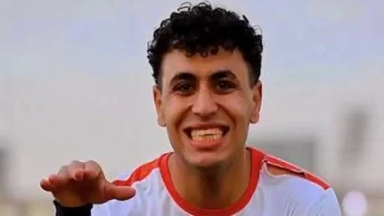 أيمن أمير يجدد عقده مع الزمالك لأربعة مواسم رغم إيقاف القيد