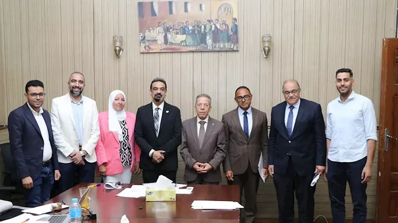 نقابة الأطباء تكمل إعداد ضوابط الظهور الإعلامي لأعضائها