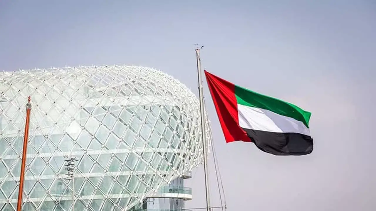 الإمارات تعبر عن إدانتها الشديدة للهجوم على سفينتين في ميناء دمياط